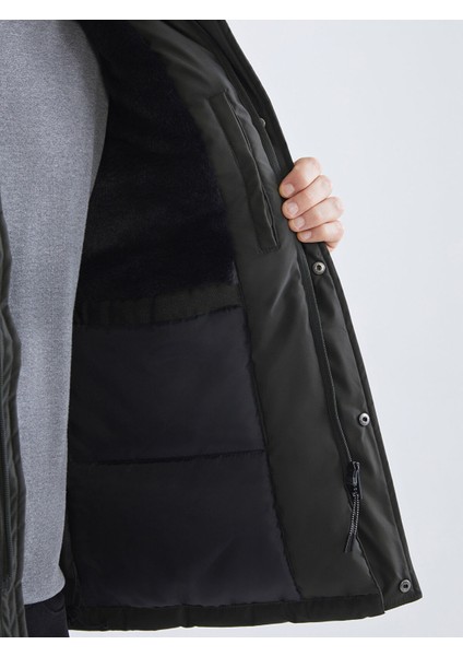 Yeni Sezon Standart Kalıp Kapüşonlu Erkek Mont fırsatları