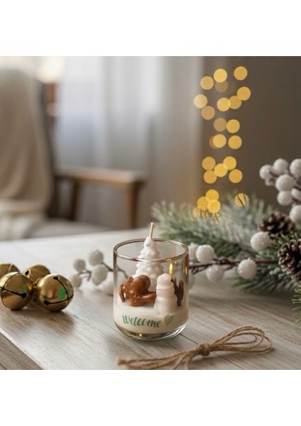 Yılbaşı Temalı Dekoratif Cam Bardak Mum | Kurabiye Adam & Kar Ağacı Figürlü Kokulu Soya Mum fiyatları