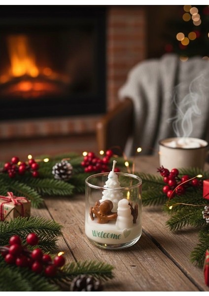 Yılbaşı Temalı Dekoratif Cam Bardak Mum | Kurabiye Adam & Kar Ağacı Figürlü Kokulu Soya Mum modelleri