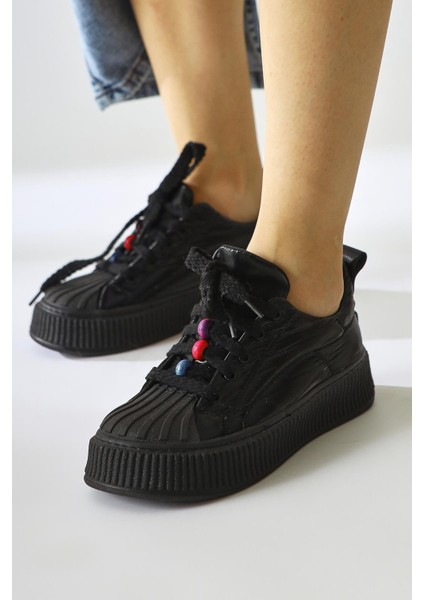 Chinda Siyah Paraşüt Kumaş Boncuk Detaylı Snakers modelleri