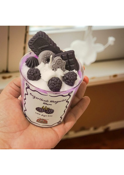 Böğürtlenli Magnolia Mum – El Yapımı Soya Wax Kokulu Dekoratif Mum (Tatlı Böğürtlen Kokusu) modelleri