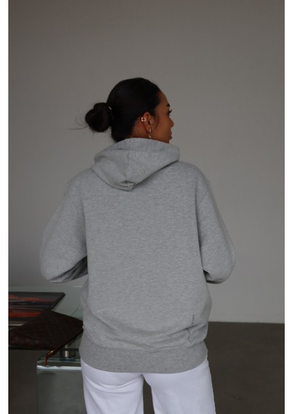 Kapüşonlu Oversize Basic Sweat modelleri