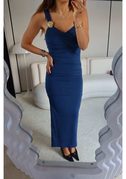 Gold Aksesuarlı Drapeli Elbise modelleri