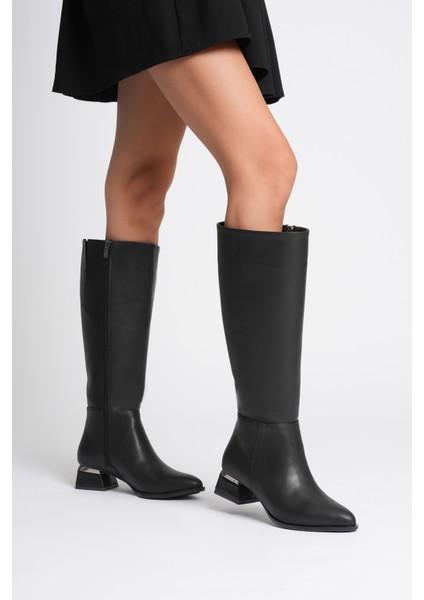 Diz Altı Fermuarlı Topuğu Parlak Toka Detaylı Kadın Çizme
