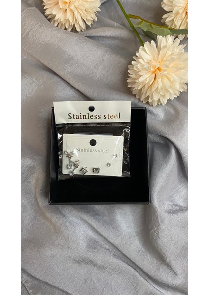 Küpe Seti Fiyonk - Kare Taşlı - Minimal Tektaşlı Üçlü Set Gümüş Çelik Küpe Seti modelleri
