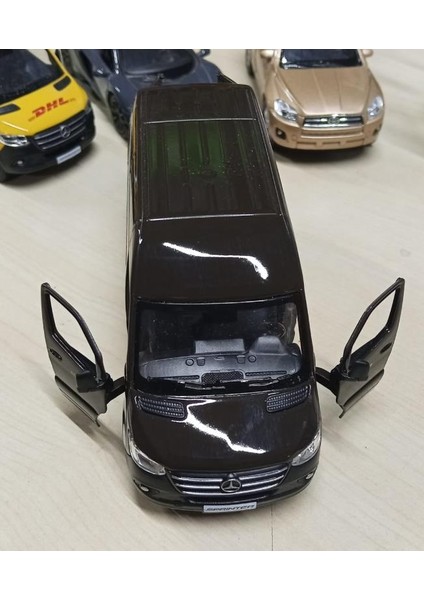 Kinsmart Oyuncak Metal Model Araba 1/36 Çek Bırak Mercedes Benz Ups Kargo Aracı fırsatları