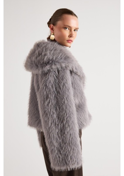 Kısa Astarlı Kürk Kaban Gri