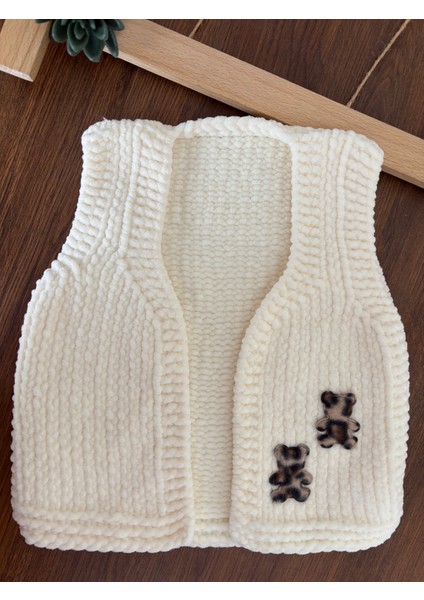 Leoparlı Kadife El Örgüsü Bebek Yelek
