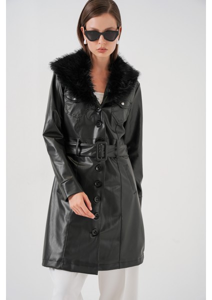 Kadın Yakası Kürklü Deri Kaban 1048 - Siyah