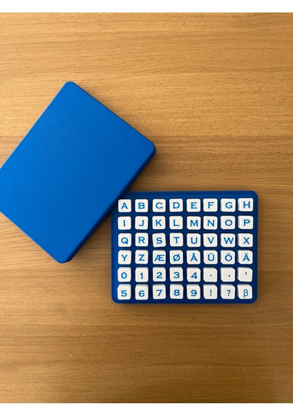 Pla Alfabeli Harf ve Rakam Kalıbı – 3D Baskı Kurabiye, Seramik ve Hamur Şekillendirme Kalıbı (48 Parça, Mavi Kutu)