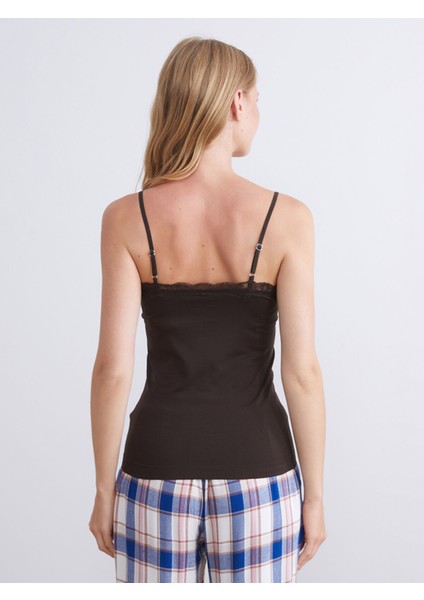 Yeni Sezon V Yaka Dantel Detaylı Kadın Atlet fırsatları