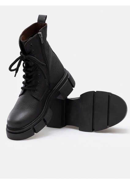 Siyah Fermuarlı Bağcıklı Hakiki Deri Kadın Bot modelleri