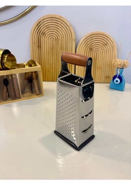 Ahşap Saplı 4 Yönlü Metal Rende – Kaymaz Tabanlı, Çok Fonksiyonlu Mutfak Rende modelleri