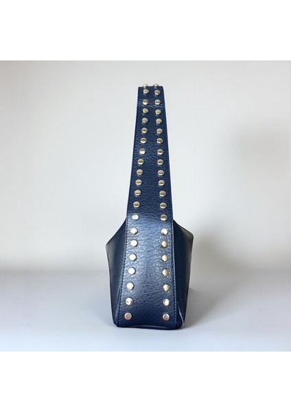 Zımba Detaylı Omuz Çantası Bianca fırsatları