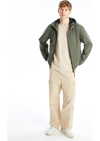 Yeni Sezon Standart Kalıp Kapüşonlu Erkek Mont fiyatları