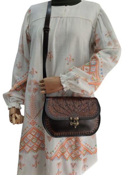 El Yapımı Hakiki Deri Sarmaşık Desenli Kadın Çapraz Çanta - Vintage Tarz Rustik Omuz Çantası - Bohem Retro El Işçiliği Messenger Model indirimleri