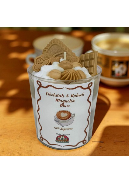 Çikolatalı & Kahveli Magnolia Mum – El Yapımı Soya Wax Kokulu Dekoratif Mum (Tatlı Tasarım)