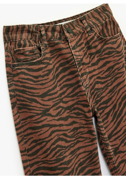 Normal Bel Düğmeli Düz Paça Zebra Desenli Jean Pantolon - Straight Fit Jean modelleri