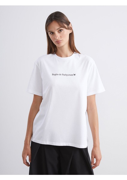 Yeni Sezon Bisiklet Yaka Slogan Baskılı Oversize Kadın Tişört