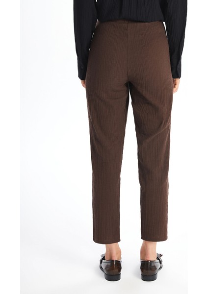 Yeni Sezon Kadın Beli Lastikli Düz Pantolon fırsatları