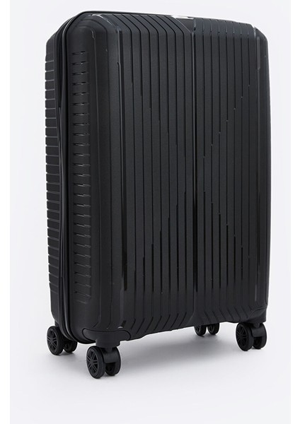 Yeni Sezon Kilit Detaylı Orta Boy Valiz