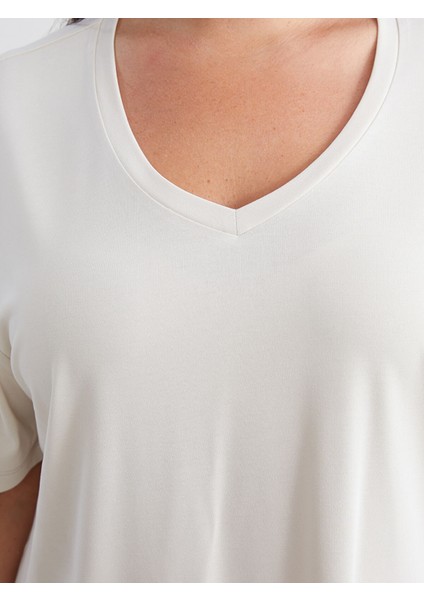 Yeni Sezon Büyük Beden V Yaka Modal Karışımlı Kadın Tişört modelleri