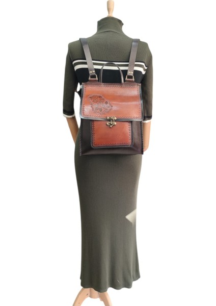 El Yapımı Hakiki Deri Kadın Sırt Çantası - Vintage Tarz Laptop ve Iş Çantası - Geniş Hacimli Günlük Kullanım Için Şık ve Dayanıklı Tasarım