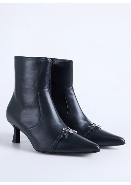 Siyah Kadın Topuklu Bot 91D2548NAP550 fiyatları