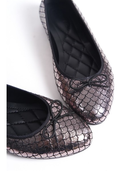 Leo Balık Desenli Kadın Balerin Babet indirimleri