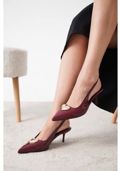 Seldy Gold Kalp Toka Detaylı Topuklu Ayakkabı fırsatları