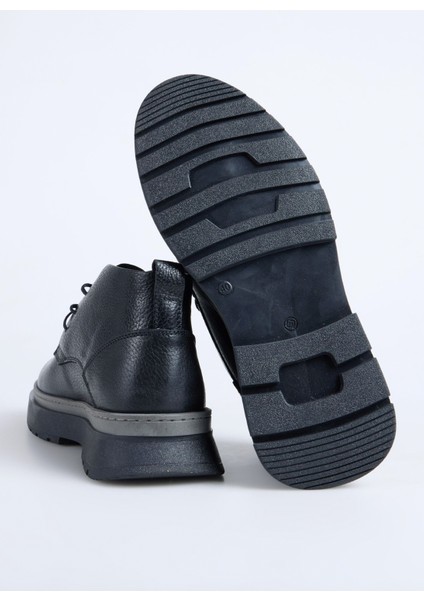 Siyah Erkek Bot Lucas fırsatları