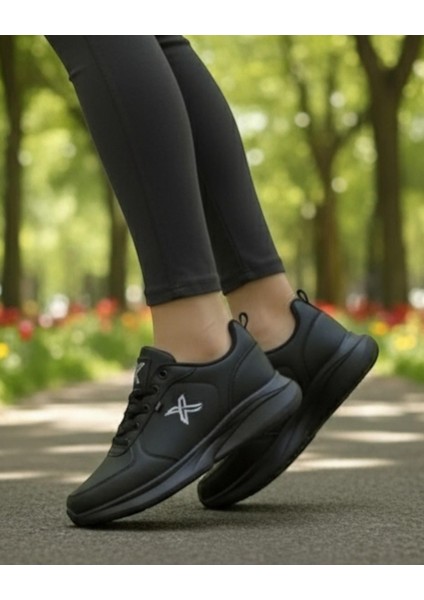 Günlük Siyah Anatomik Esnek Taban Bağcıklı Kadın Spor Ayakkabı Fp Ürün fiyatları