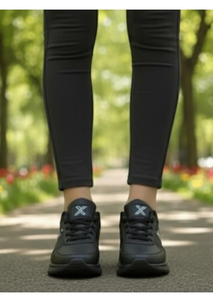 Günlük Siyah Anatomik Esnek Taban Bağcıklı Kadın Spor Ayakkabı Fp Ürün modelleri