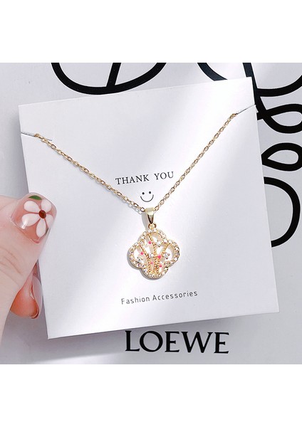 Yeni Basit Titanyum Çelik Kolye Kadın 18K Gül Altın Dört Yapraklı Yonca Kolye Ins Gelgit Net Kırmızı Patlama Modelleri Köprücük Kemiği Zinciri (Yurt Dışından)