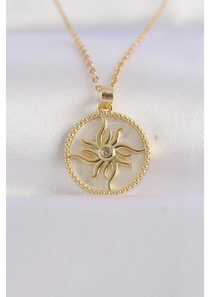 316L Çelik Zincir Altın Renk Zirkon Taşlı Oval Tasarım Güneş Kolye