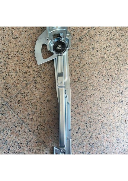 Pencere Regülatörü 69820-26080 Toyota Hıace Bağlantı Kurulu Ön Kapak Pencere Regülatör Manuel Türü 2005-2018 (Yurt Dışından) modelleri