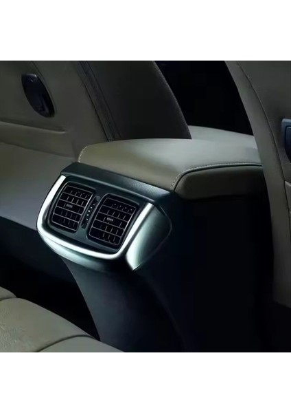 Toyota Hilux Revo 2015-2024 Otomobil Aksesuarları Için Arka Hava Çıkışı Dekoratif Şeridi 58921-KK010 (Yurt Dışından) modelleri
