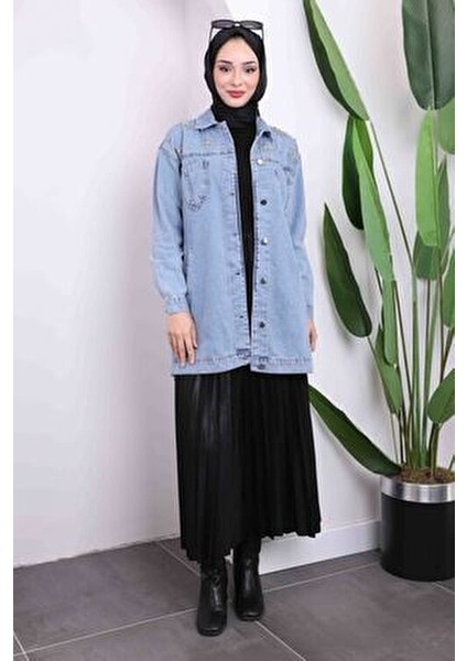 Mavi Cepli Taş Detaylı Kadın Kot Ceket Dokuma Kumaşla Şık Tasarım