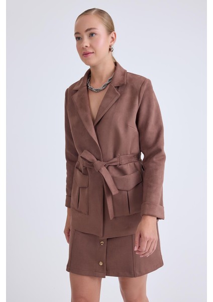 Belden Bağlamalı Süet Ceket