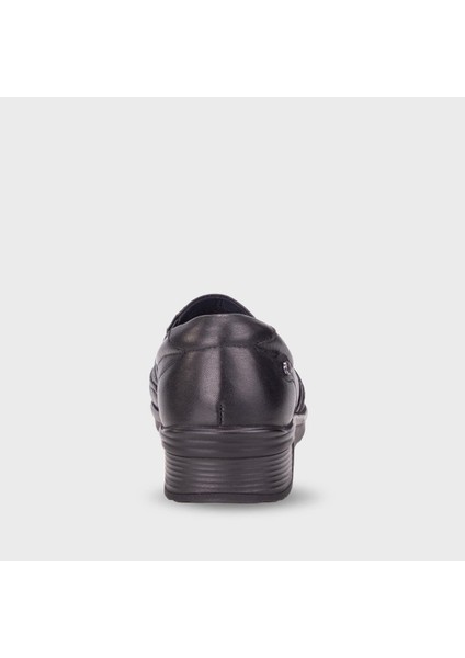 48203-G Vınka Siyah Kadın Hakiki Deri Ayakkabı