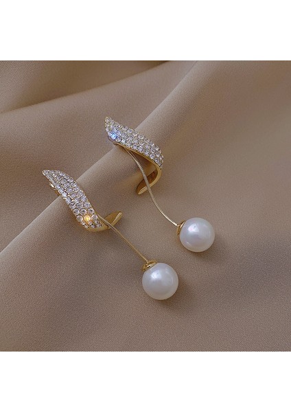 ADORE-E6528-21-2 Altın Tonlarında Lüks Zirkonyum Kaplama Kadın Küpe (Yurt Dışından) fiyatları