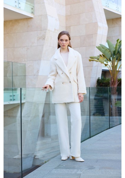 Ceket Yaka Düğmeli Teddy Kaban fiyatları