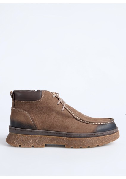 Kahve Erkek Bot Verı