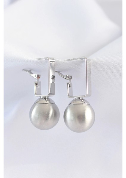 Pirinç Gümüş Renk Dikdörtgen Detay Oval Küpe