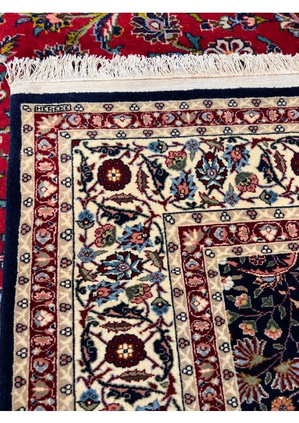 El Dokuma Hereke Halısı Imzalı Yedi Dağın Çiçeği Modeli Birinci Sınıf Kalite Ebat 195X155 modelleri