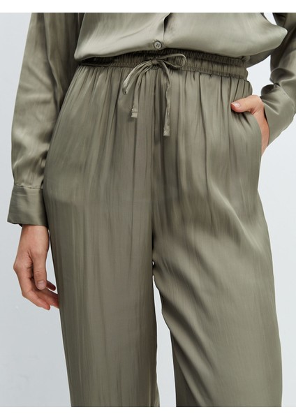 Yeni Sezon Beli Lastikli Saten Kadın Pantolon modelleri