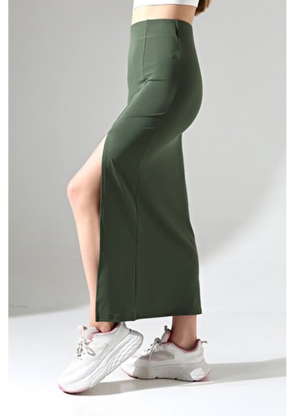 Yırtmaçlı Uzun Etek Dalgıç Kumaş 92 cm Kadınlar İçin Şık ve Rahat Tasarım