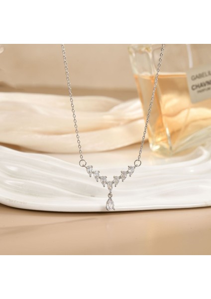 Yeni Titanyum Çelik Kolye Kadın Mizaç Mikro-Set Zirkonya Kişilik Kıdemli Köprücük Kemiği Duygusu Zincir Takı (Yurt Dışından)