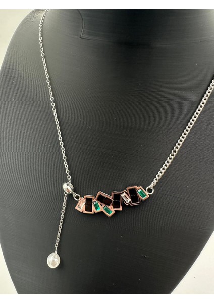 Gümüş Renk Renkli Taşlı ve Inci Uçlu Modern Kolye – Şık & Asimetrik Tasarım fiyatları