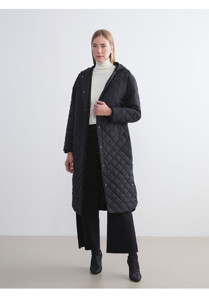 Yeni Sezon Kapüşonlu Kapitone Oversize Kadın Şişme Mont modelleri